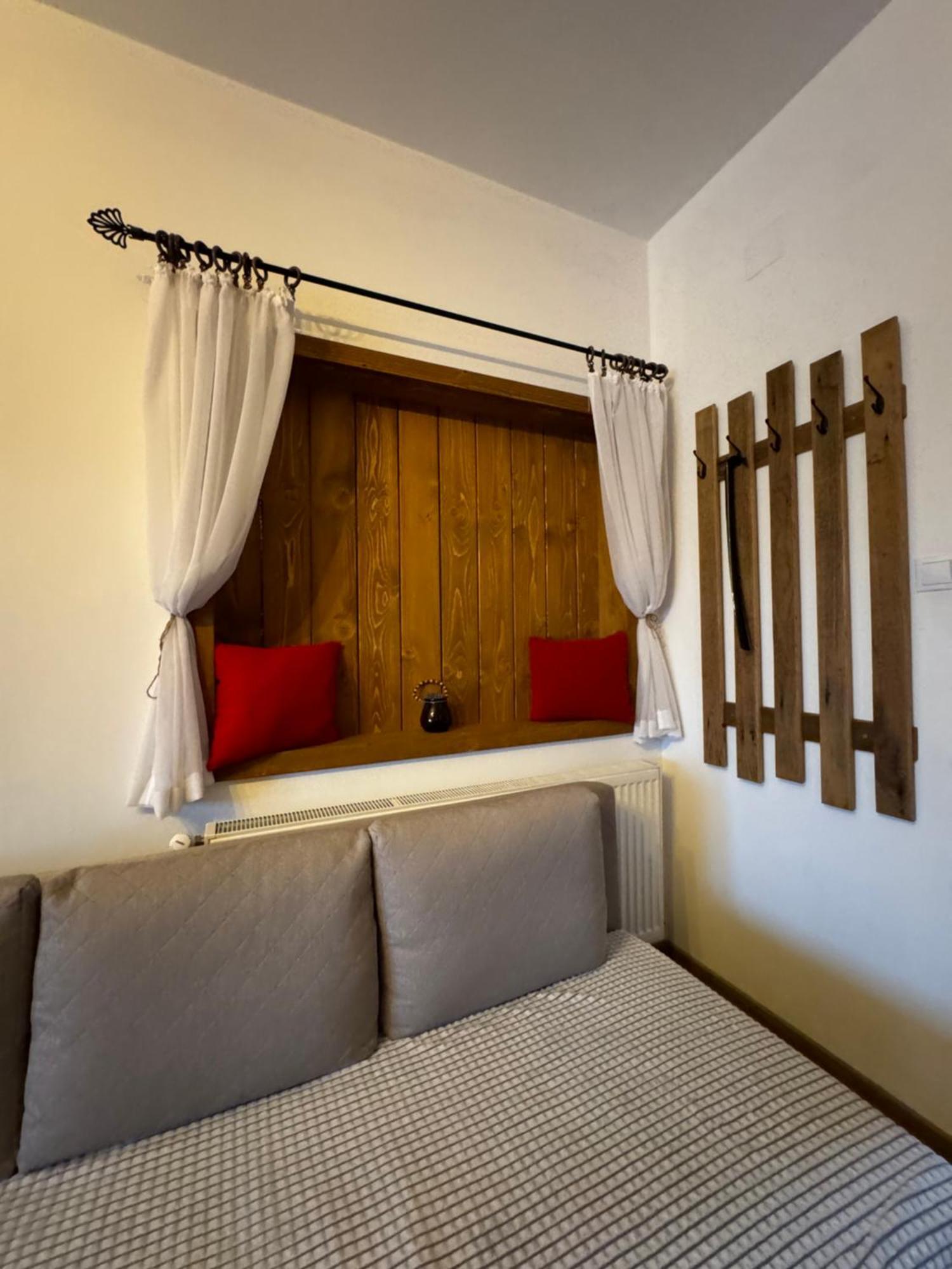 Constantin Panzio Bed and Breakfast Praid Kamer foto